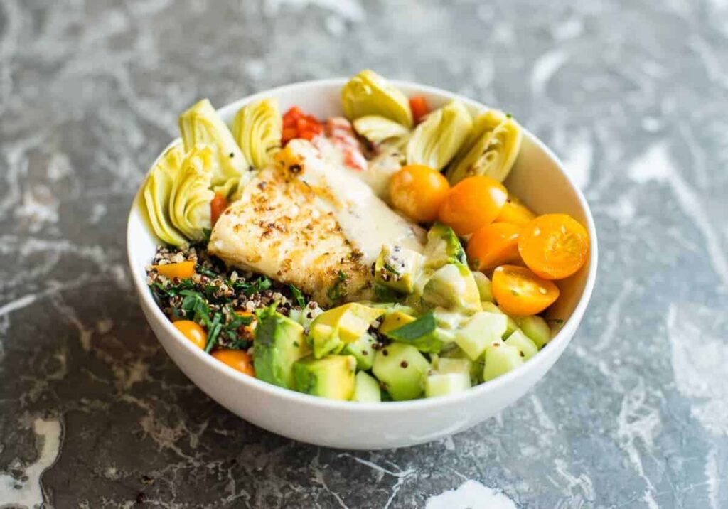 Mediterranean Quinoa Bowl